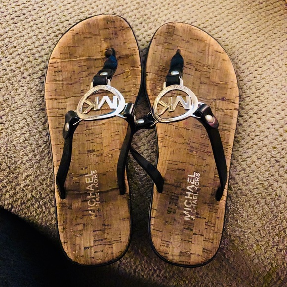 Michael Kors sandals - Picture 1 of 2